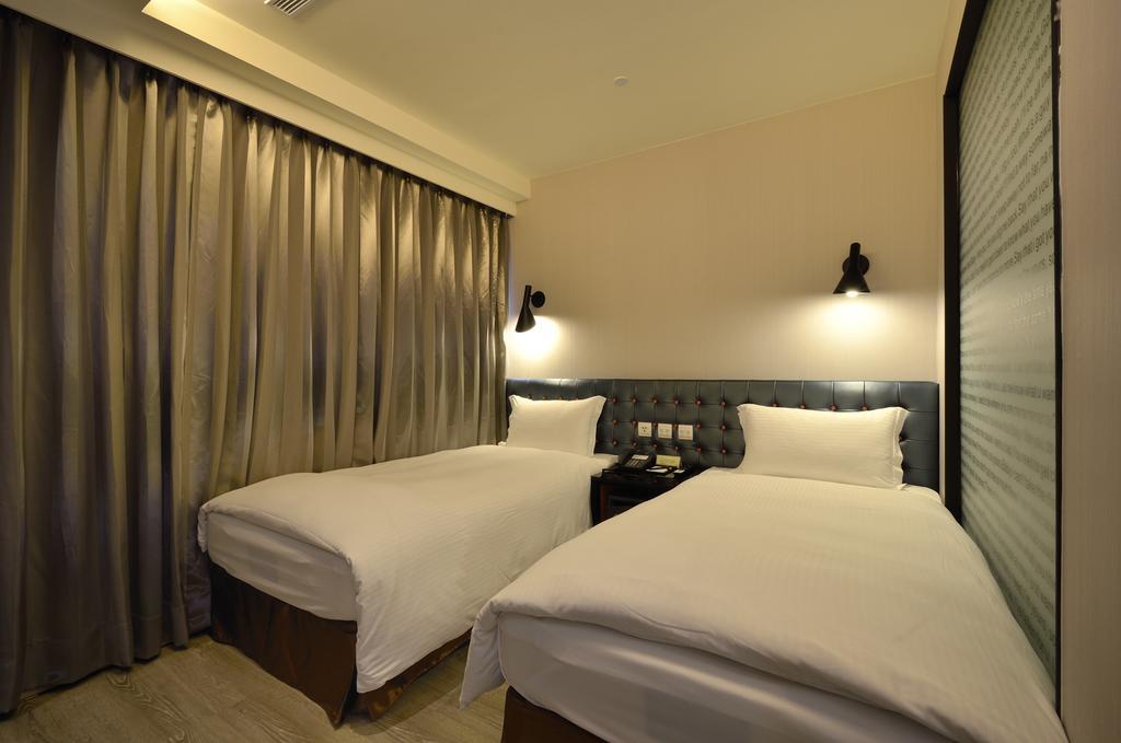 Stay Hotel - Taichung Yizhong מראה חיצוני תמונה
