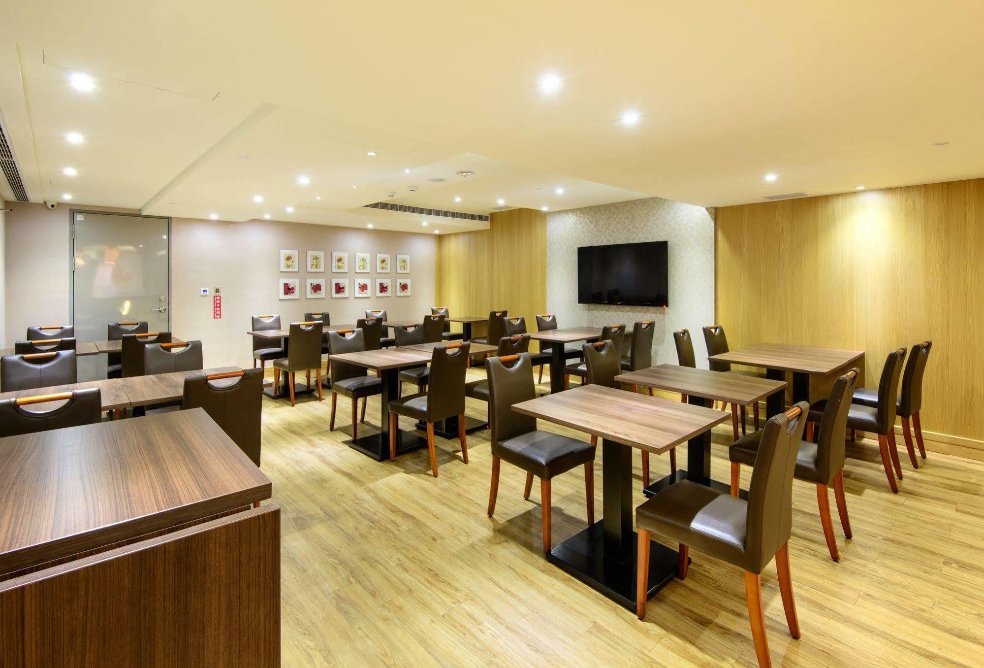 Stay Hotel - Taichung Yizhong מראה חיצוני תמונה