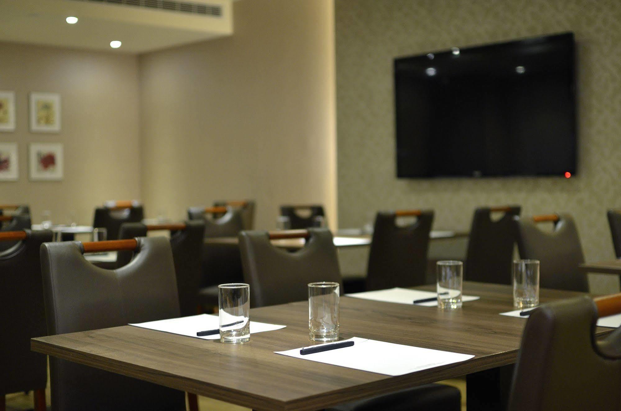 Stay Hotel - Taichung Yizhong מראה חיצוני תמונה