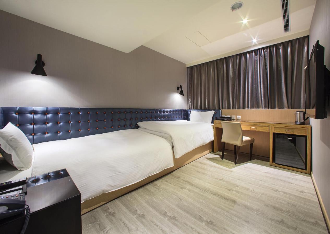 Stay Hotel - Taichung Yizhong מראה חיצוני תמונה